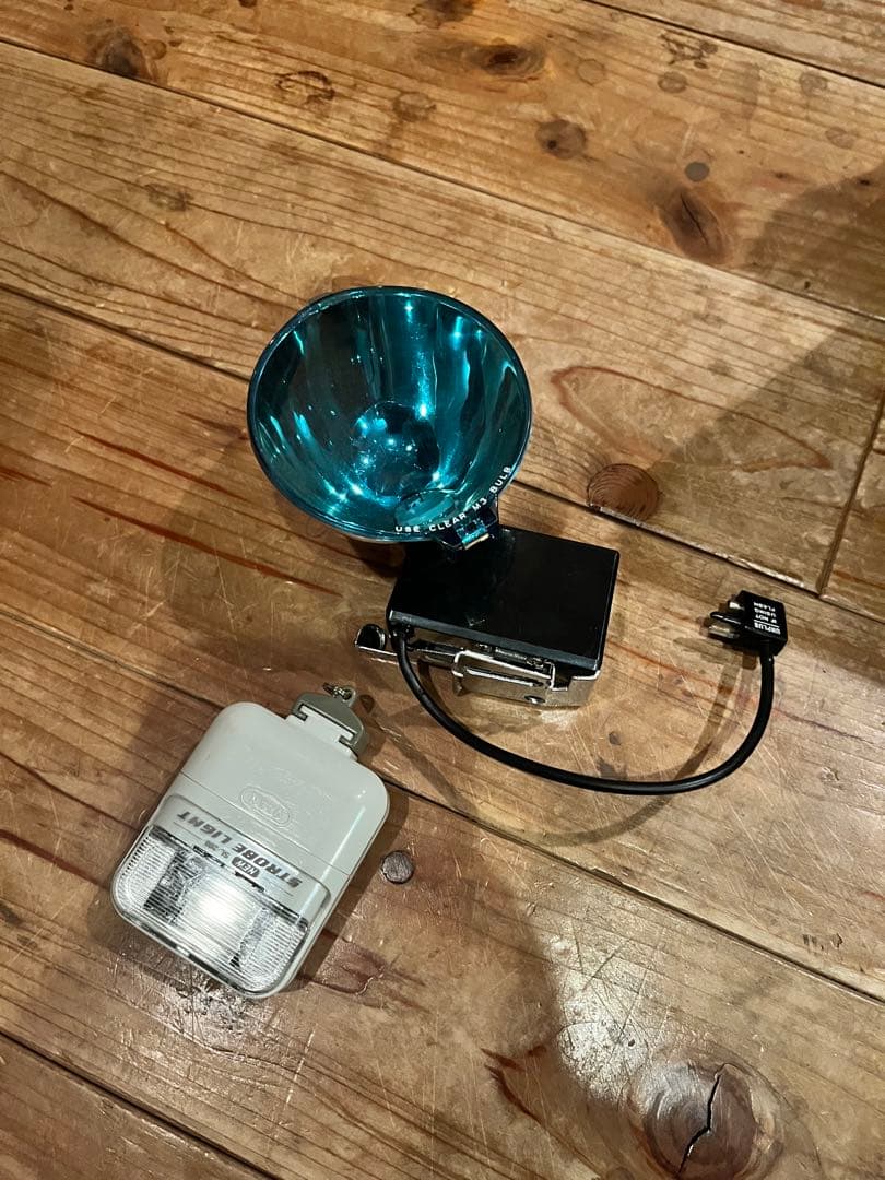 ポラロイドカメラ