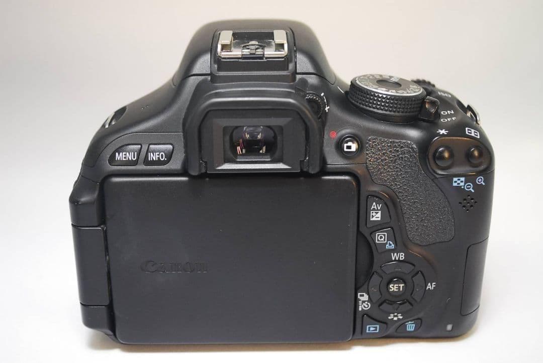 ♥買い足し不要❤️キャノン KISS X5 一眼レフカメラ 超望遠レンズ付