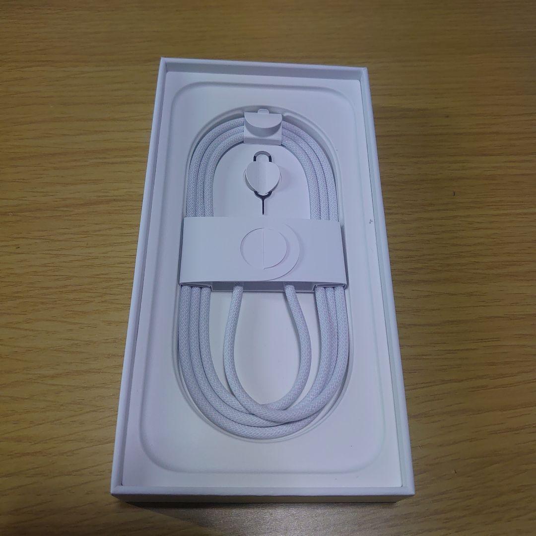 【美品】 Apple iPhone 16 128GB ピンク MYDDT3J/A