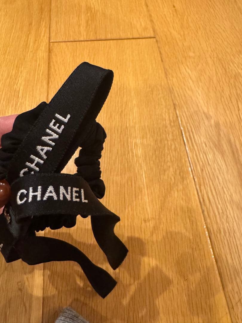 CHANEL ロゴ入りヘアゴム・シュシュ