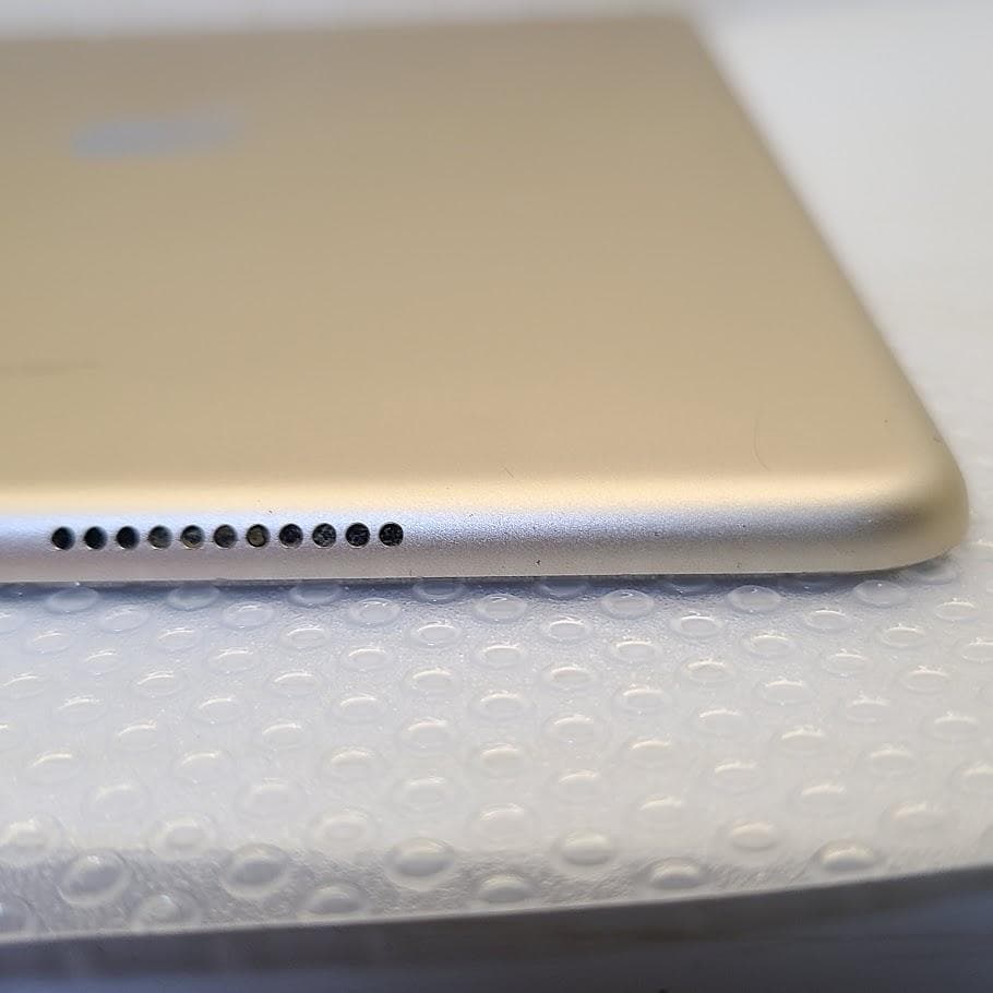 iPad Pro 10.5 Cellular◆512GB / A1709※訳アリ