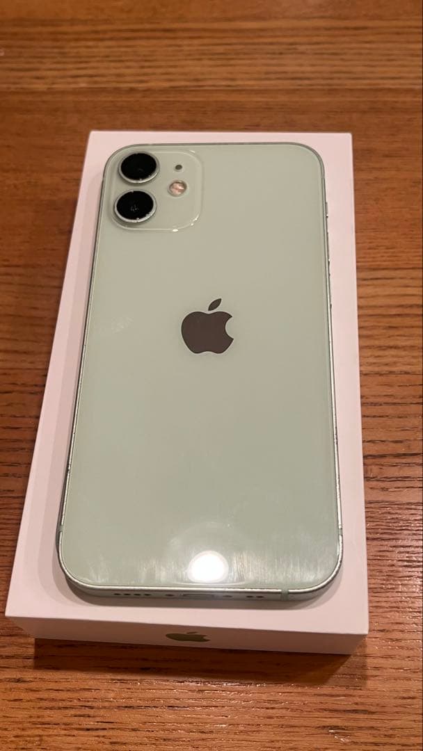 iPhone 12 mini グリーン