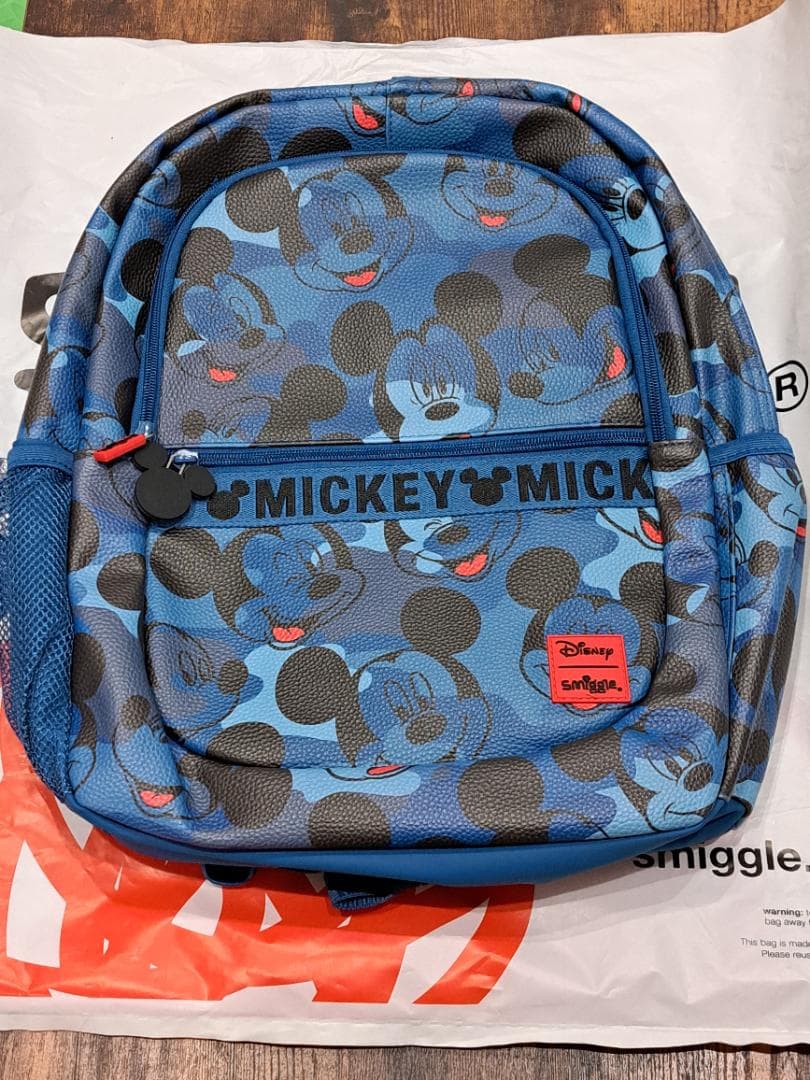 【値下げしました】 スミグル　ディズニー　ミッキーコレクション　バック新品未使用