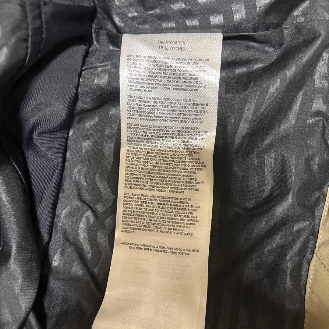 VOLCOM ボルコム　GORE-TEX スノーボードジャケット　メンズM￼