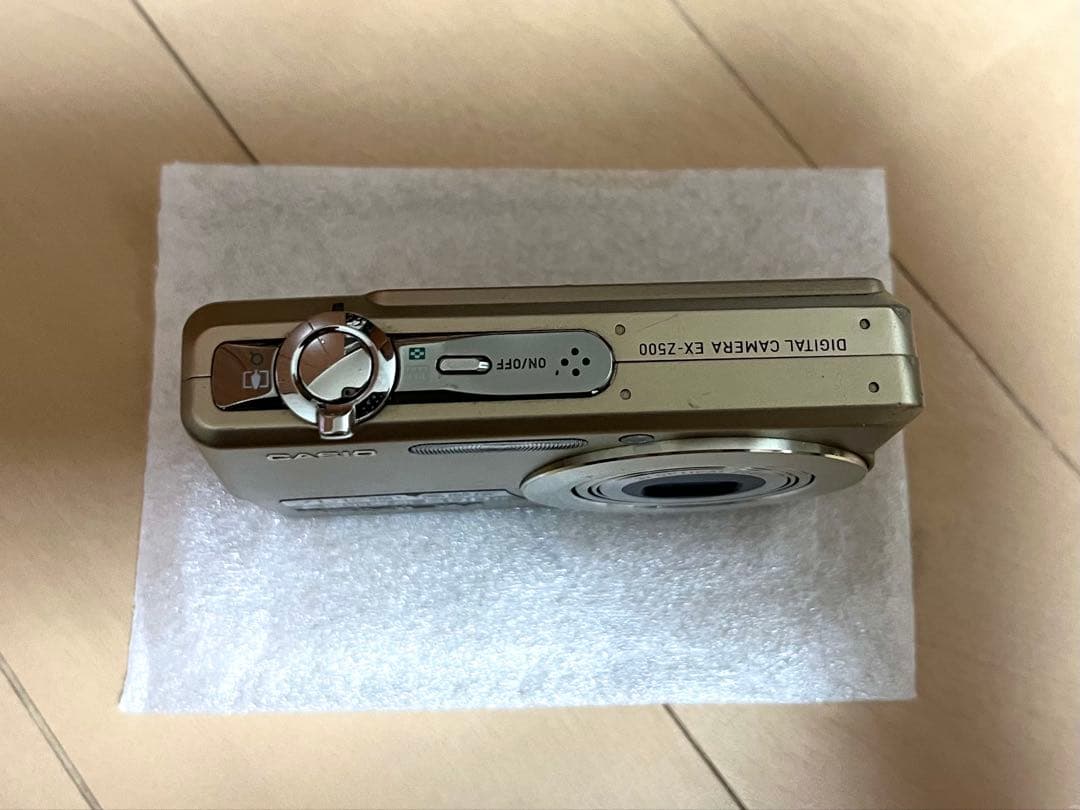 CASIO EXILIM EX-Z500 コンパクトデジタルカメラ