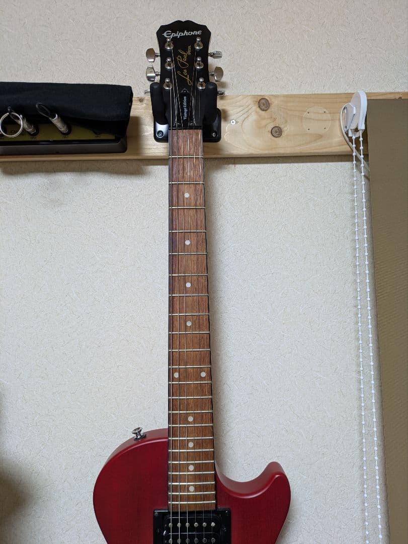 Epiphone レスポール サンバースト 新品未使用ソフトケース付き！
