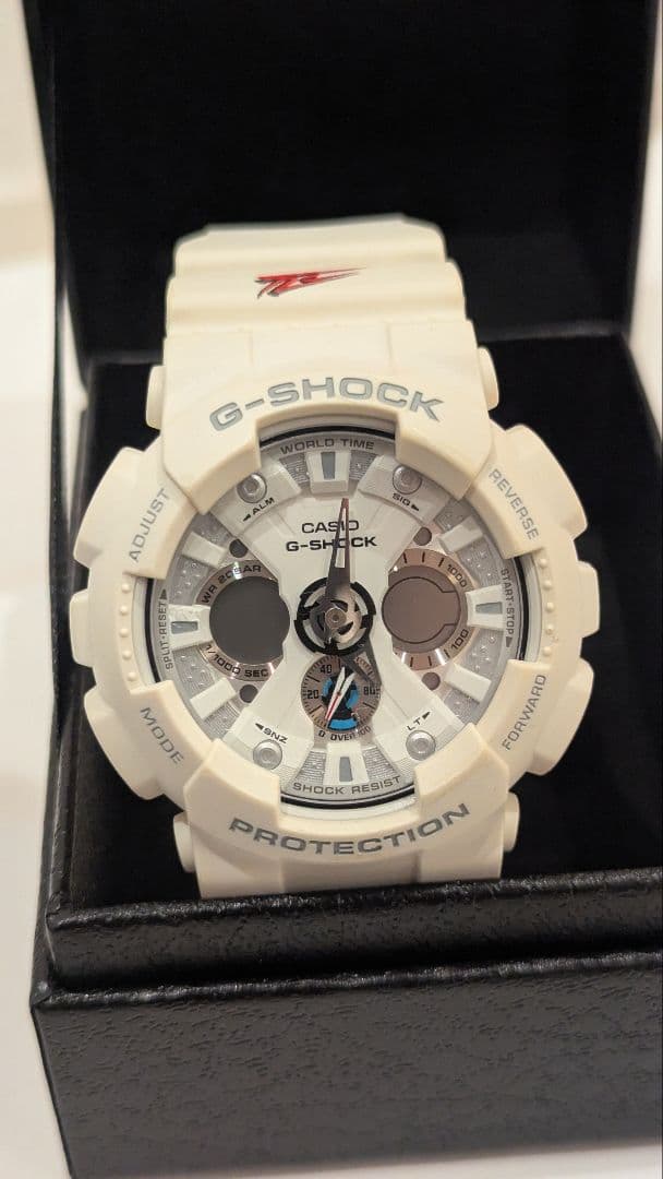 [希少モデル] G-SHOCK GA-120-A ホワイト ランドクルーザー