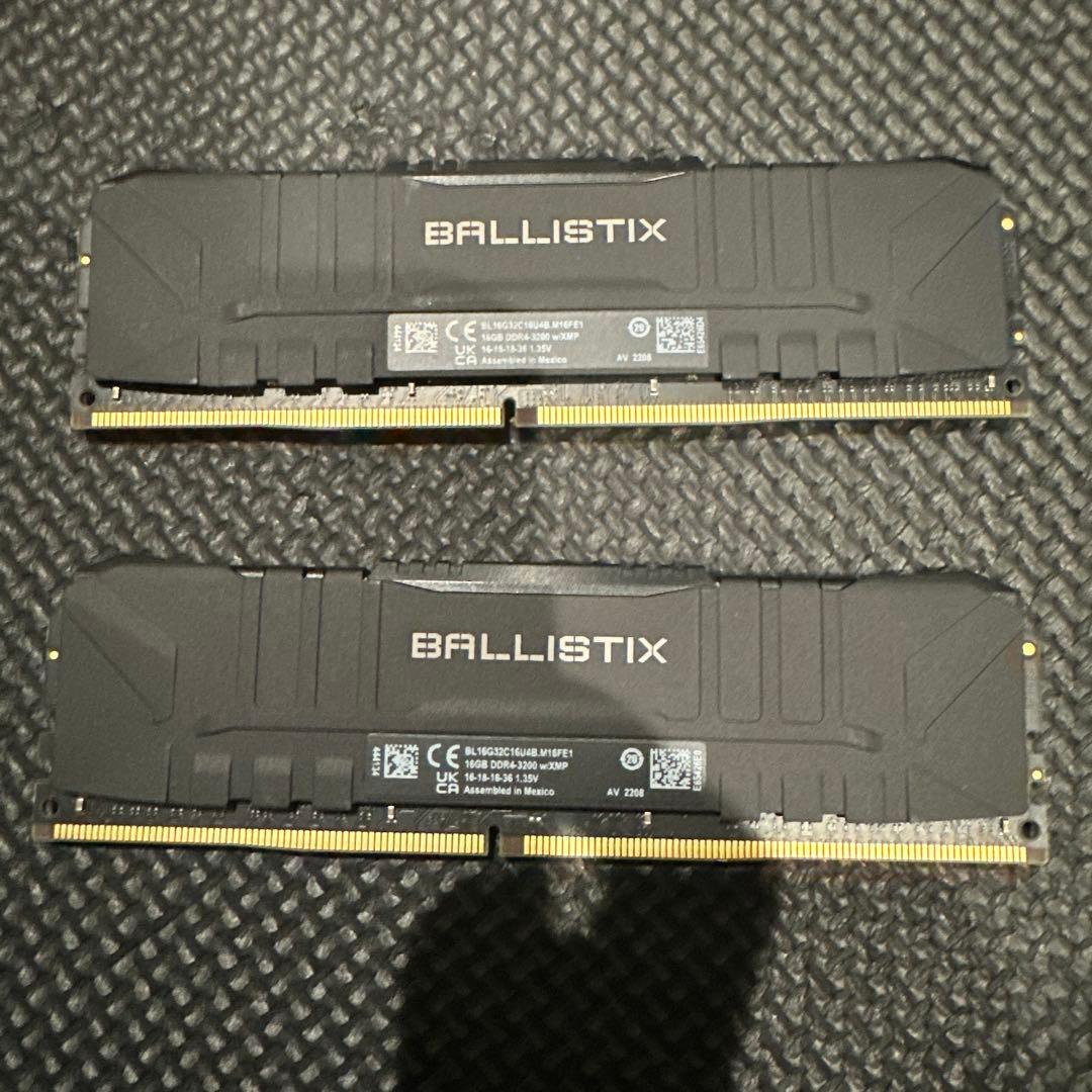 crucial DDR4-3200 16GB×2 (計32GB)