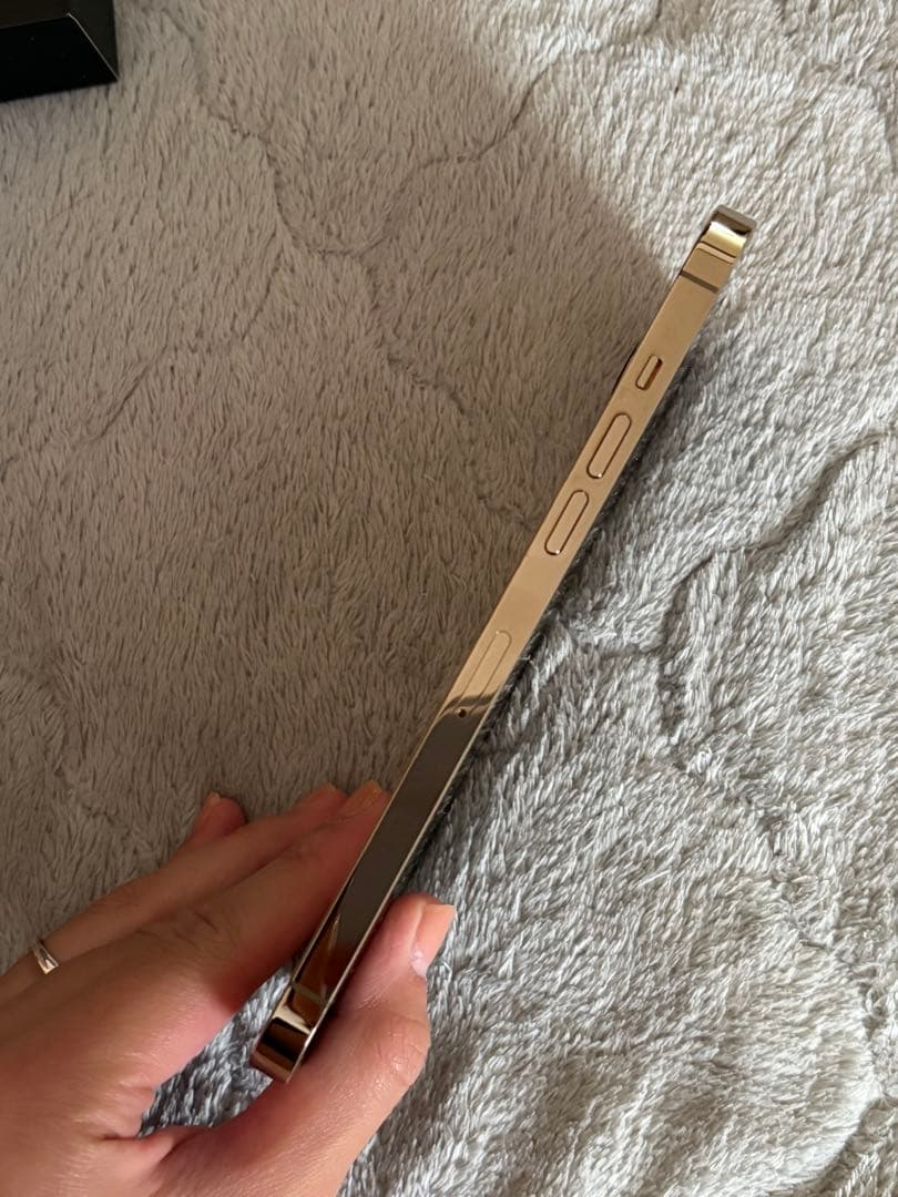 Apple iPhone 12 Pro Max256ギガ　ゴールド 本体