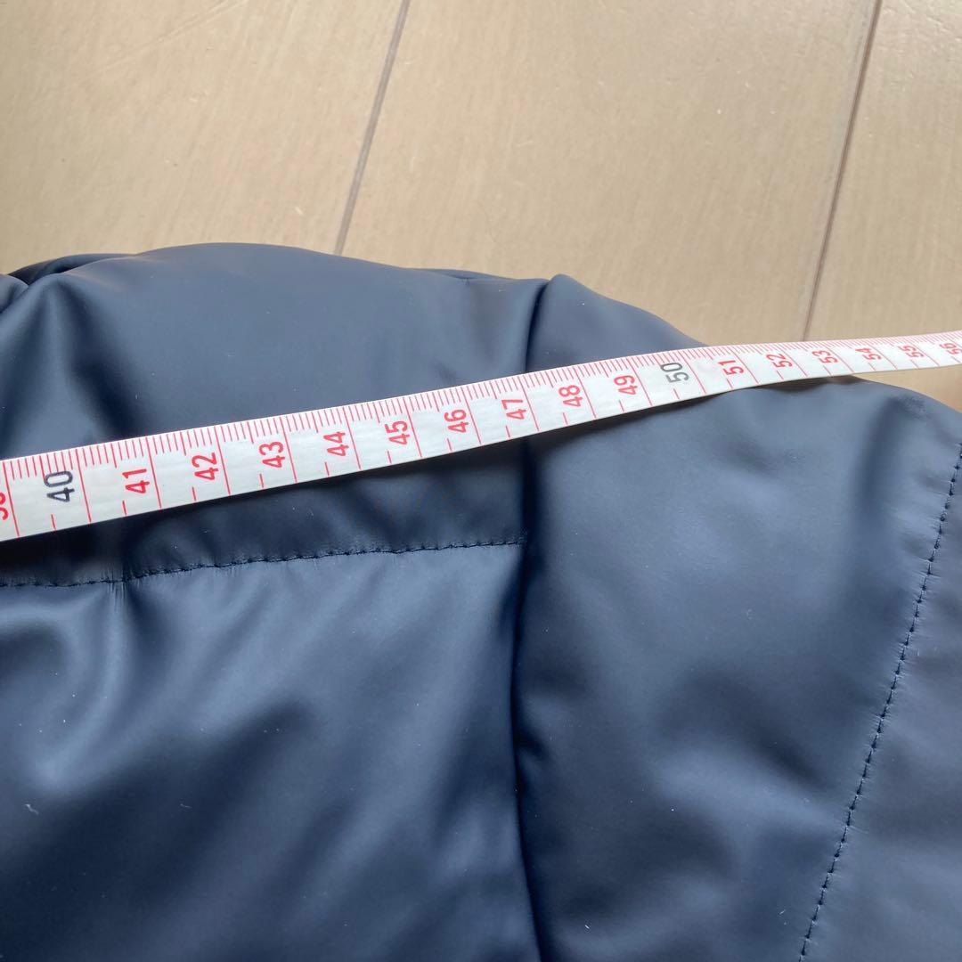 ネイビー ダウンジャケット ストライプ裏地