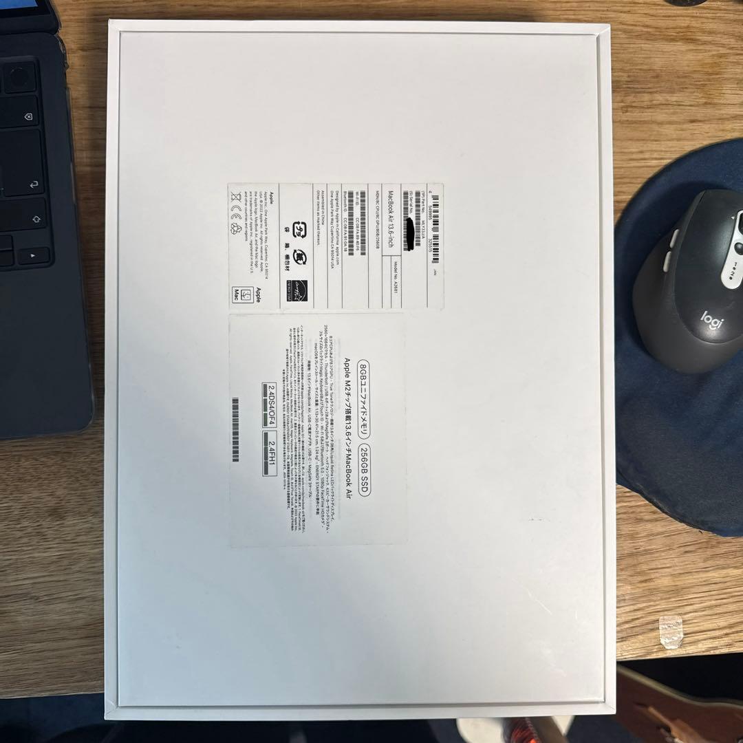 【タカヒロ】 MacBook Air M2 8G 256G