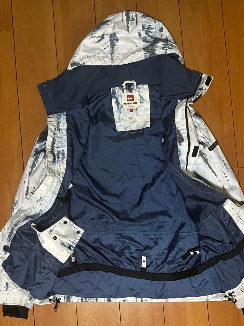クイックシルバー QUIKSILVER スノーボードウェア Mサイズ