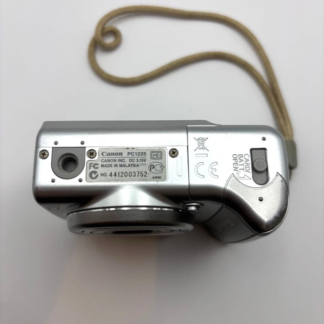 ①Canon PowerShot A570 IS コンパクトデジタルカメラ