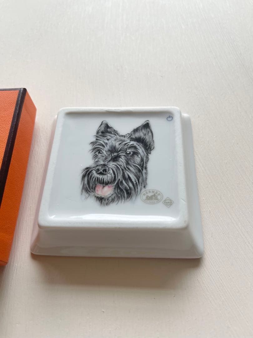 HERMES 灰皿　プレート　イノシシ　スコティッシュテリア