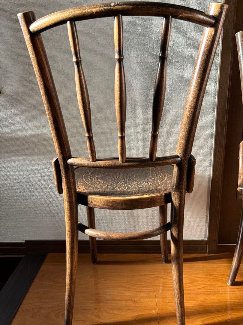 YUKO！アンティークTONチェアA⭐︎トーネットチェア彫刻入り椅子