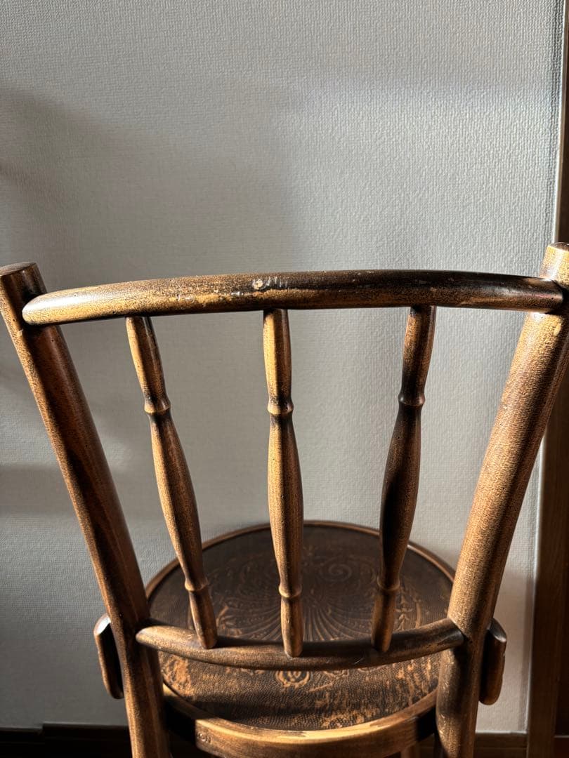 YUKO！アンティークTONチェアA⭐︎トーネットチェア彫刻入り椅子