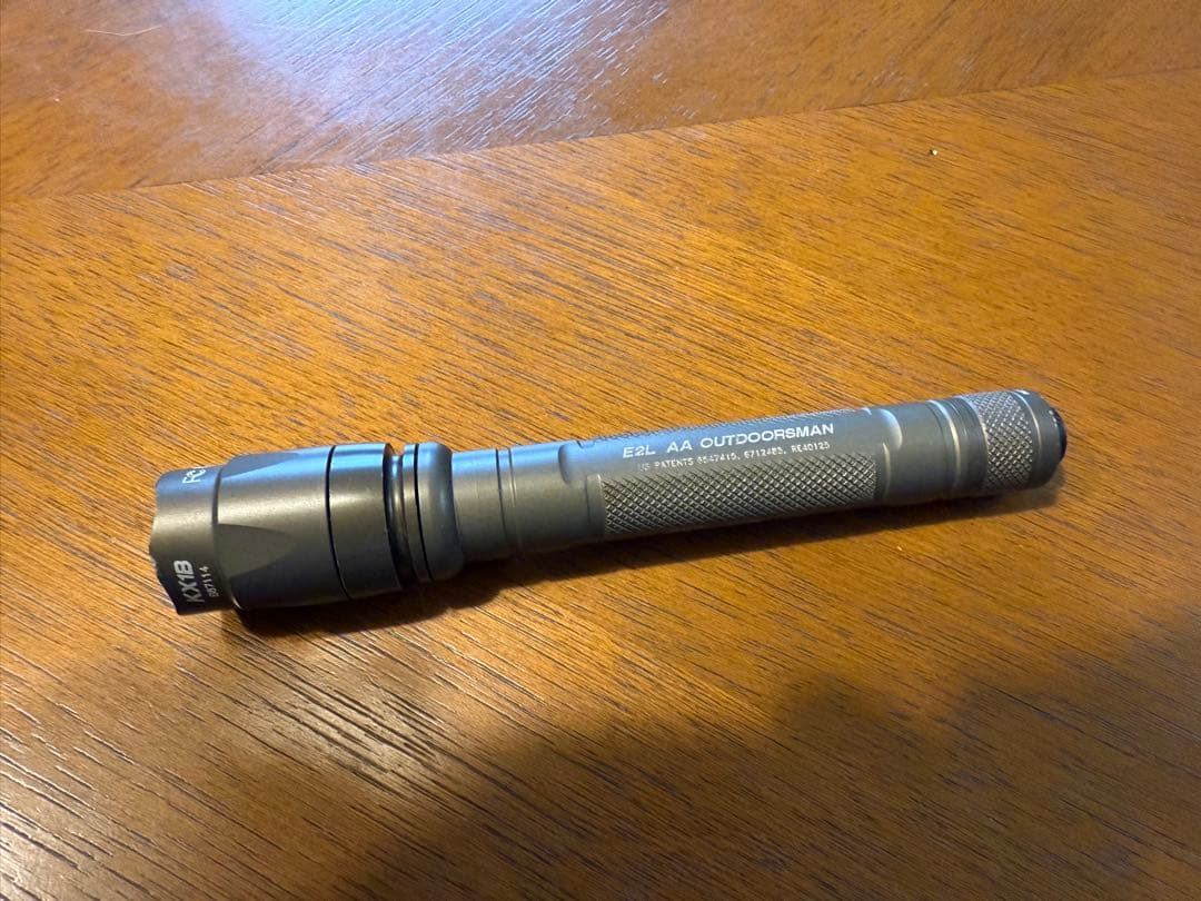 SUREFIRE E2L AA OUTDOORMAN 懐中電灯