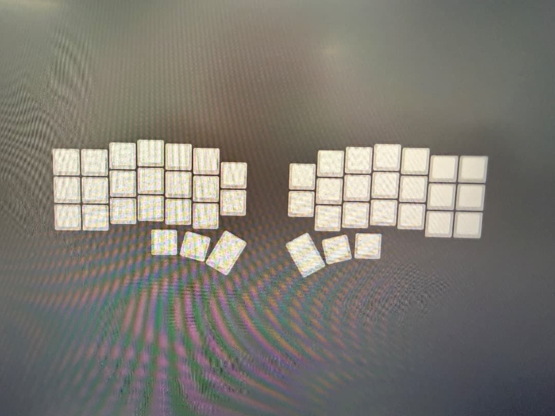 Corne v4 ワイヤレスキーボード