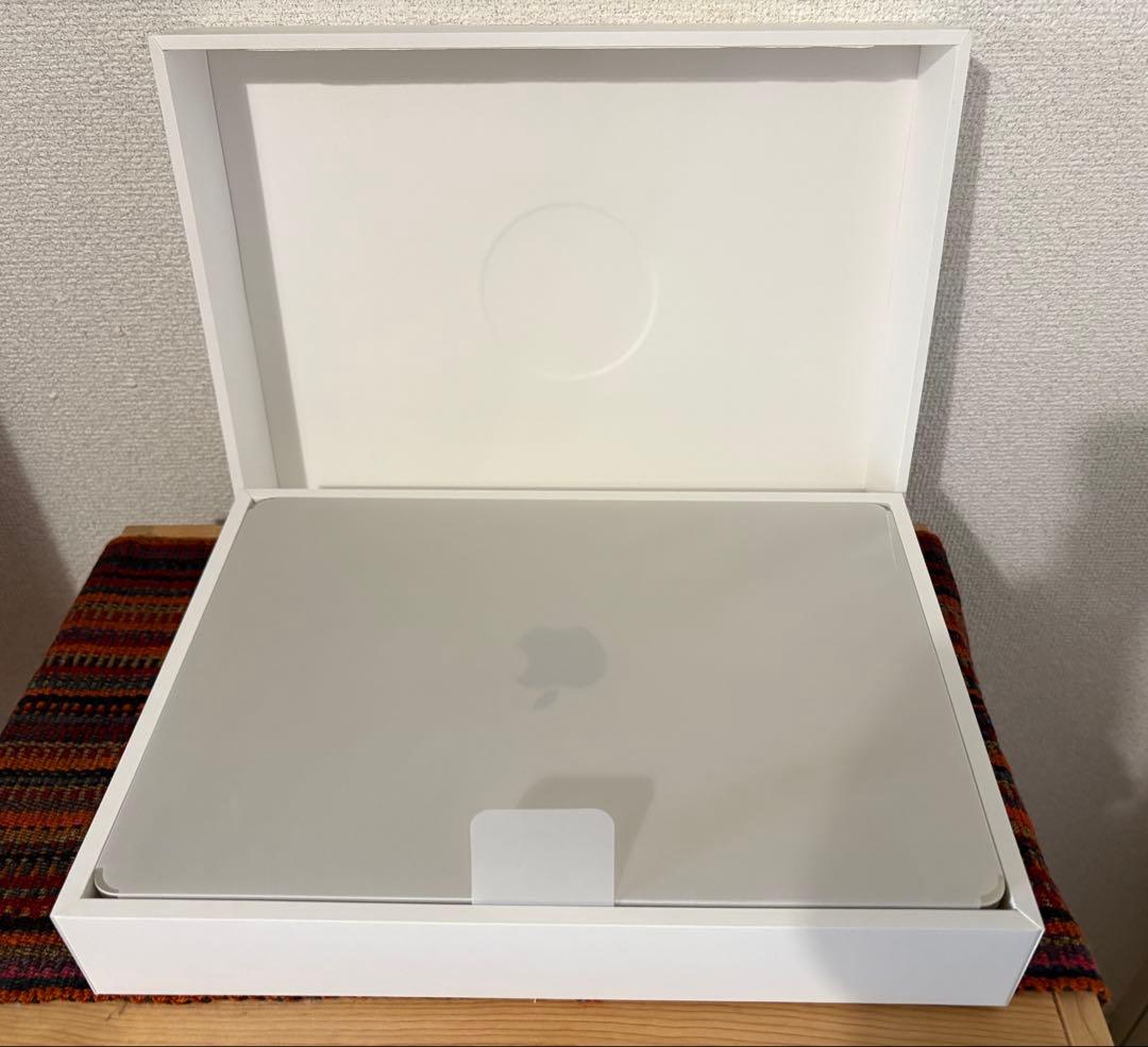 Macbook Air 13インチ スターライト 16GB 512GB