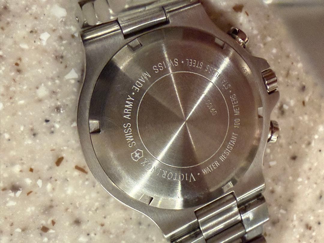 victorinox クロノグラフ 腕時計 ブラック/シルバー 電池切れ