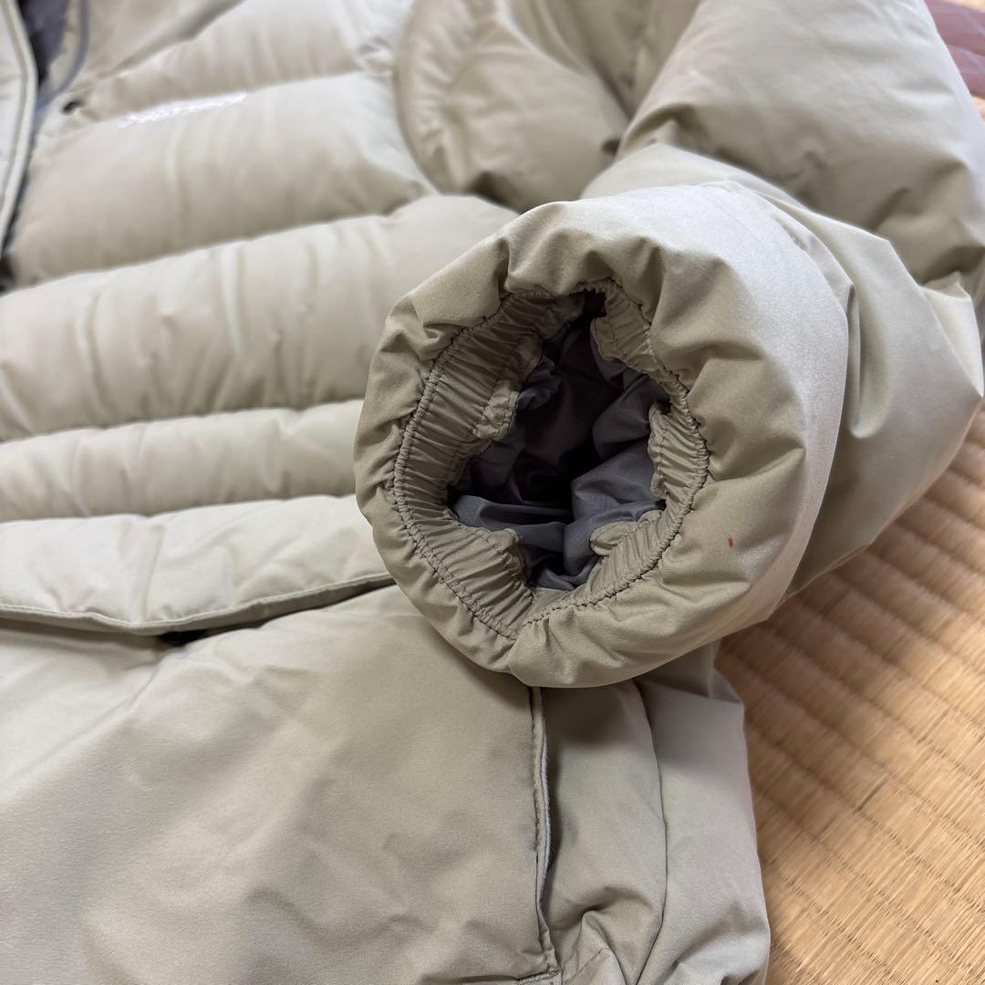 Marmot フード付きダウンジャケット ライトグレー