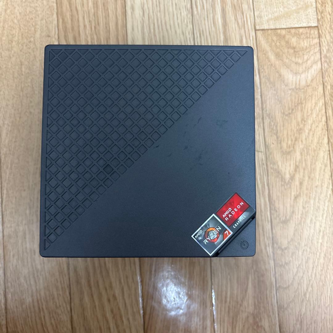 ミニPC Ryzen75825U搭載底ネジ1個無し