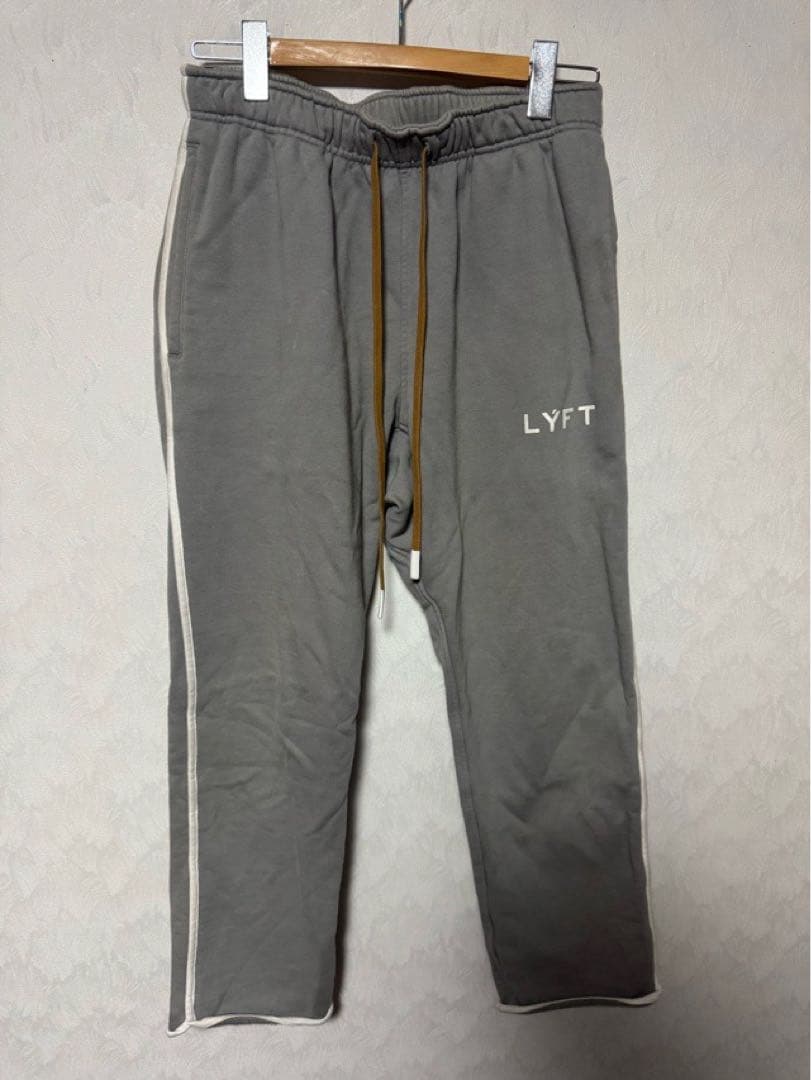 パ*ロ様 LYFT リフト セットアップ グレー Mサイズ スウェット パンツ