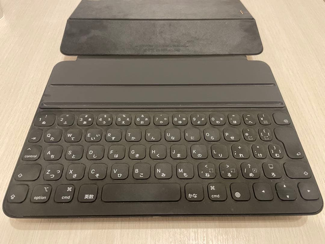 Smart Keyboard Folio 11インチ MXNK2J/A
