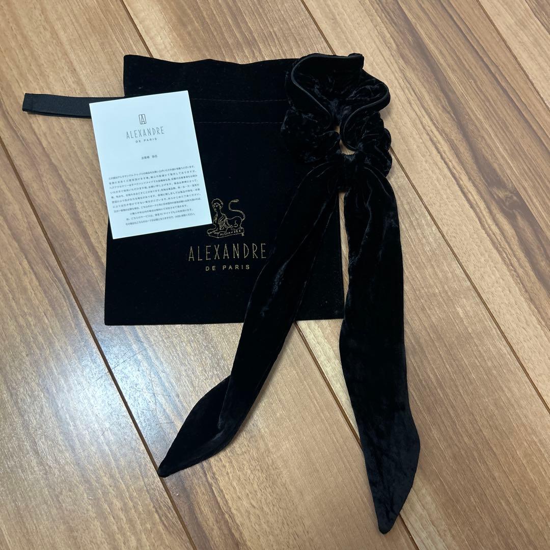 ALLXANDRE DE PARIS タキマキ着用