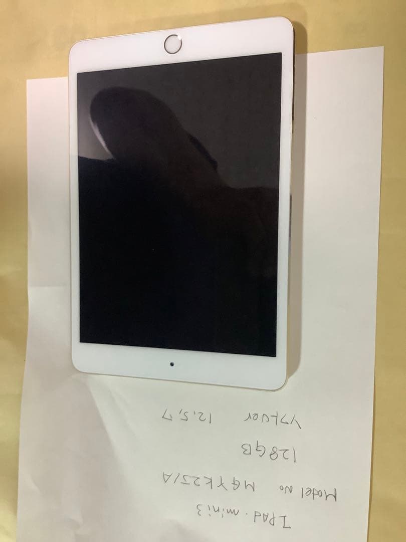 iPad mini 3 ゴールド　128GB WI-FI