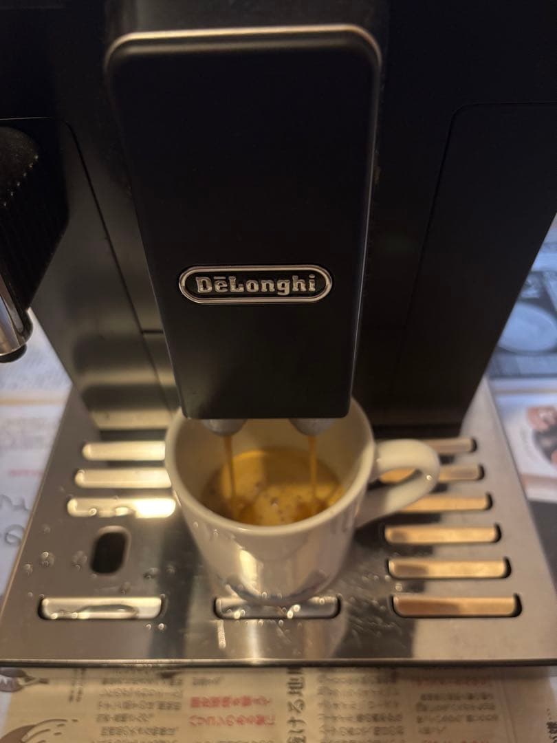 みだECAM44660BH デロンギエレッタカプチーノ エスプレッソマシン