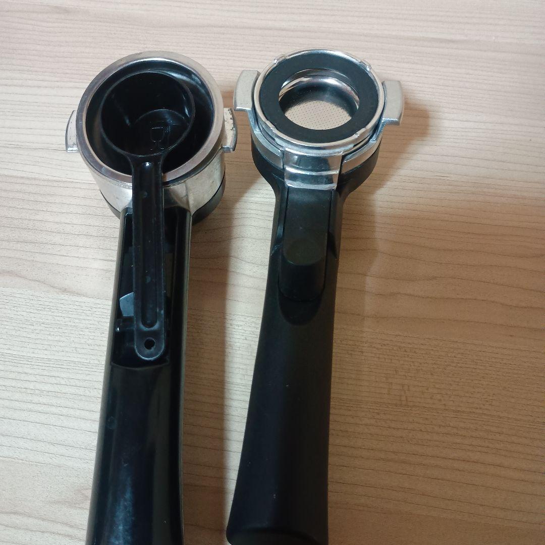 デロンギ エスプレッソ•カプチーノ メーカー EC0310/レッド