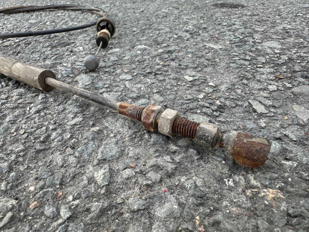 確認用　アクセルワイヤー