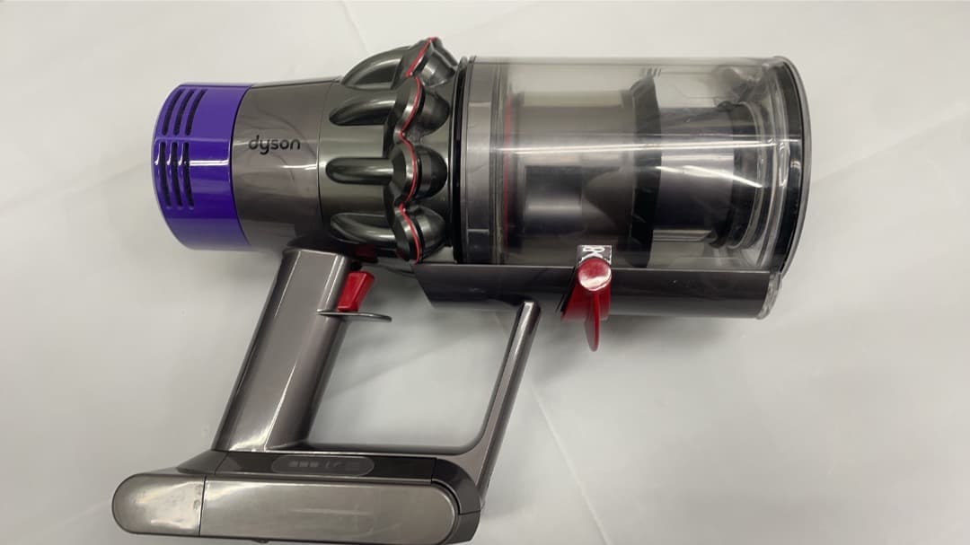 ★中古格安！ダイソンSV12 コードレスクリーナー スタンド付き