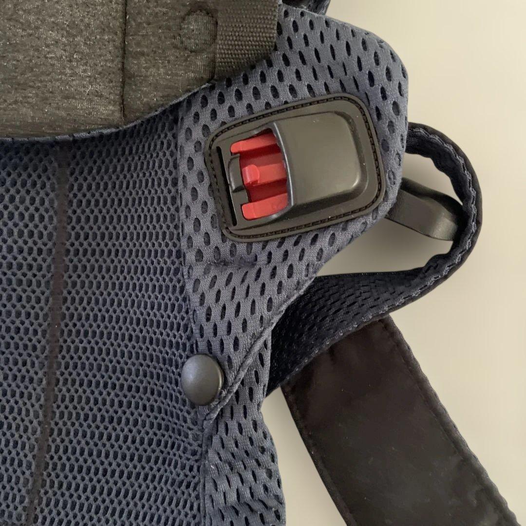 美品　BABYBJORN ヘビービョルン ハーモニー 抱っこ紐　メッシュ