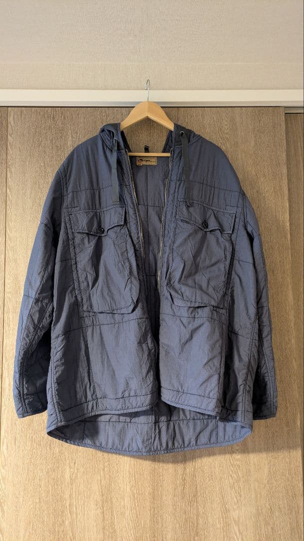 ミッドフィールドライナー　キルテッドナイロン Nigel Cabourn