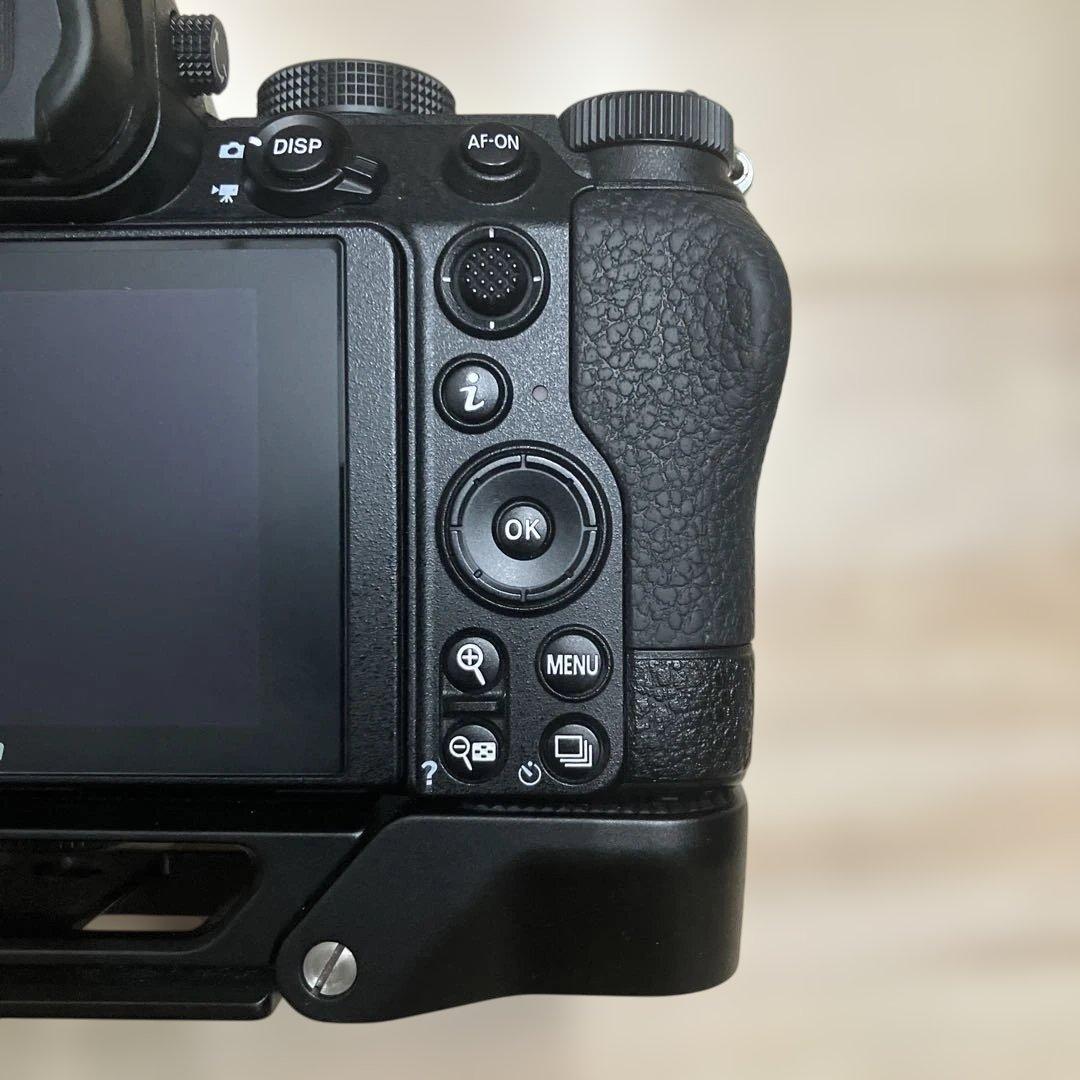 【最終値下げ／23日で希望者いない場合は出品取り下げます】Nikon Z 5