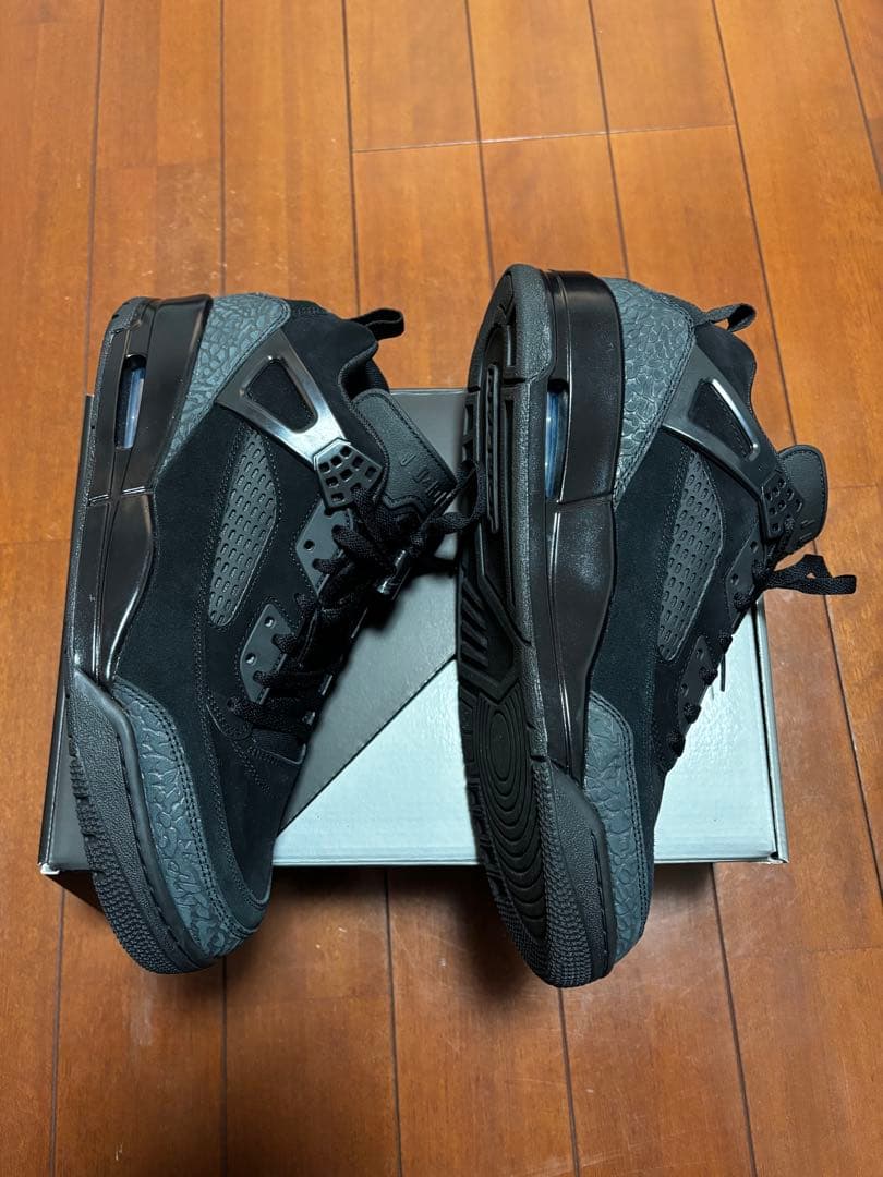 ト*オ様 美品　ナイキ　ジョーダン　スパイジーク LowスニーカーFQ1759-