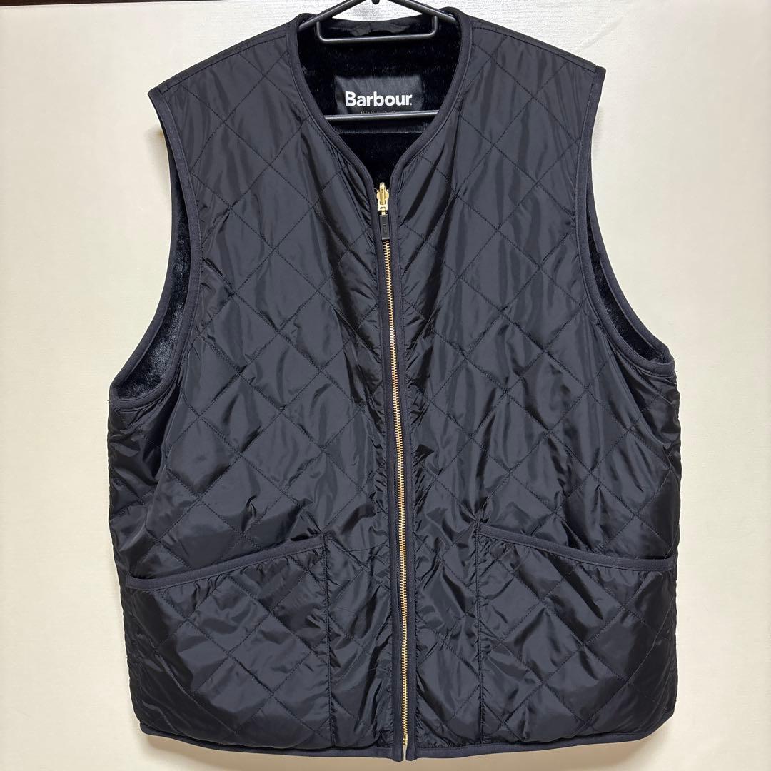 極美品　Barbour リバーシブルベスト