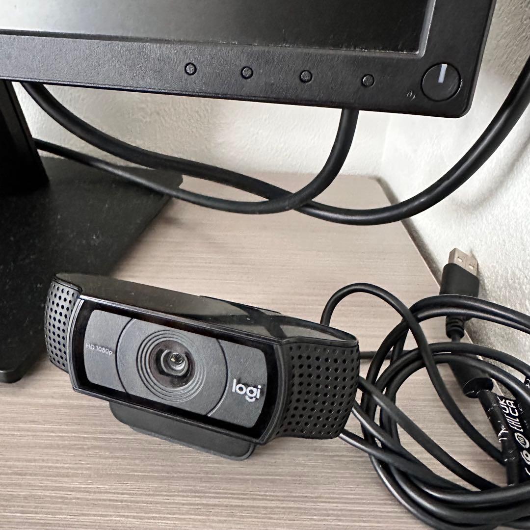 デスクトップ　モニター　キーボード　カメラ　セット