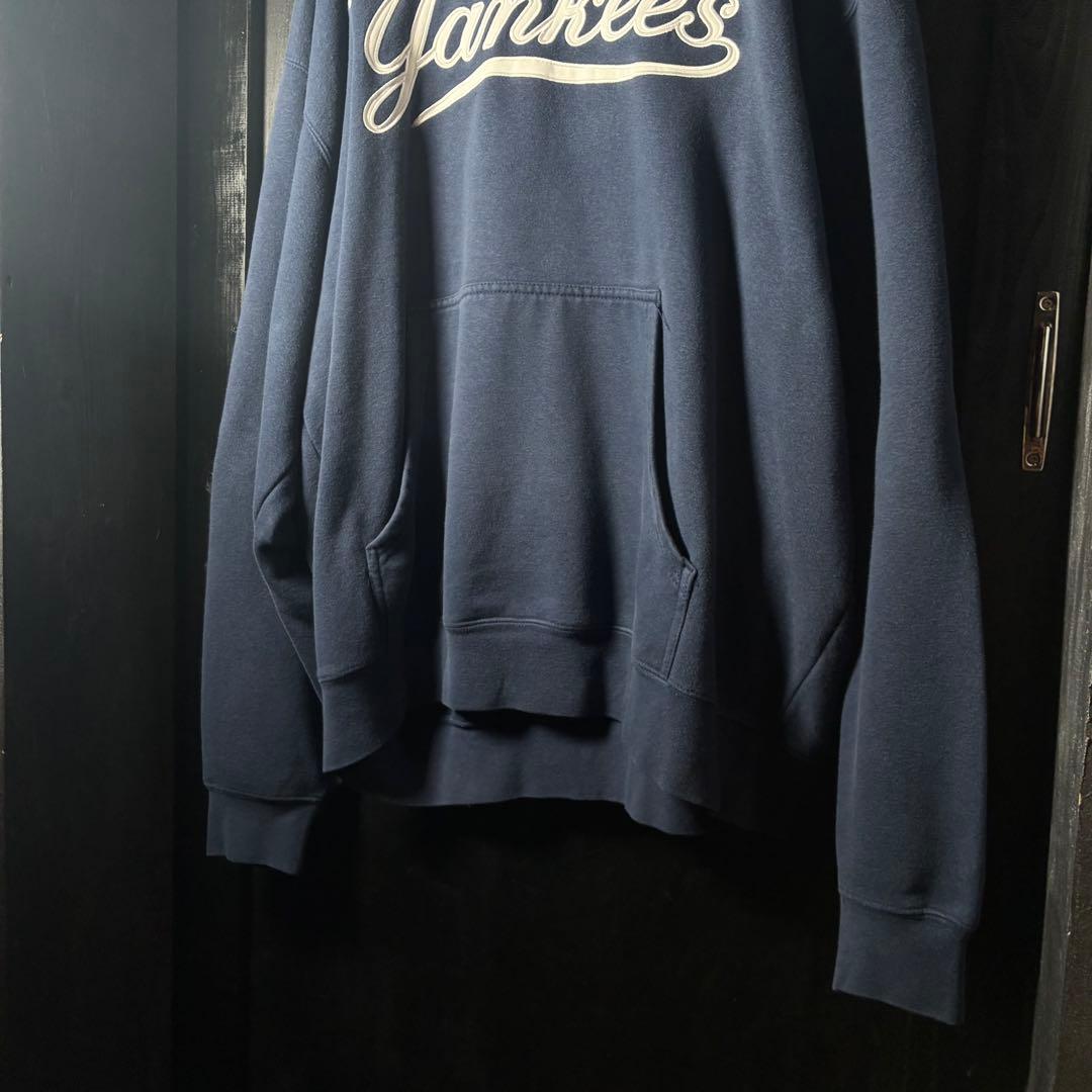 00s NIKE×MLB NY YANKEES プルオーバーパーカー　ネイビー