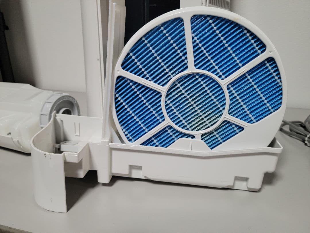 美品　SHARP KC-40TH7-W 加湿空気清浄機 ホワイト　2024年製