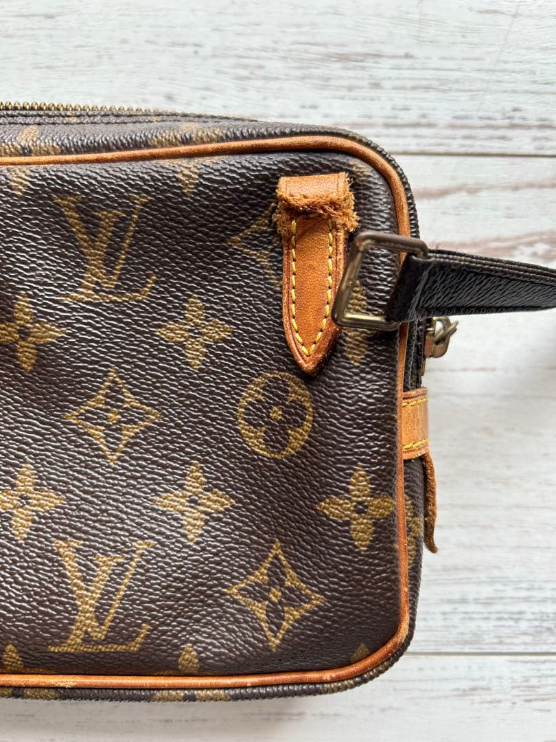 VUITTON ヴィトンショルダーバッグ