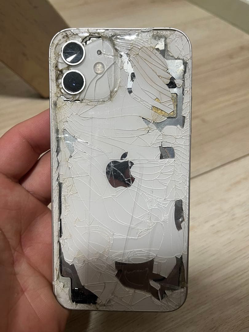 iPhone12 64GB 背面カメラ割れあり