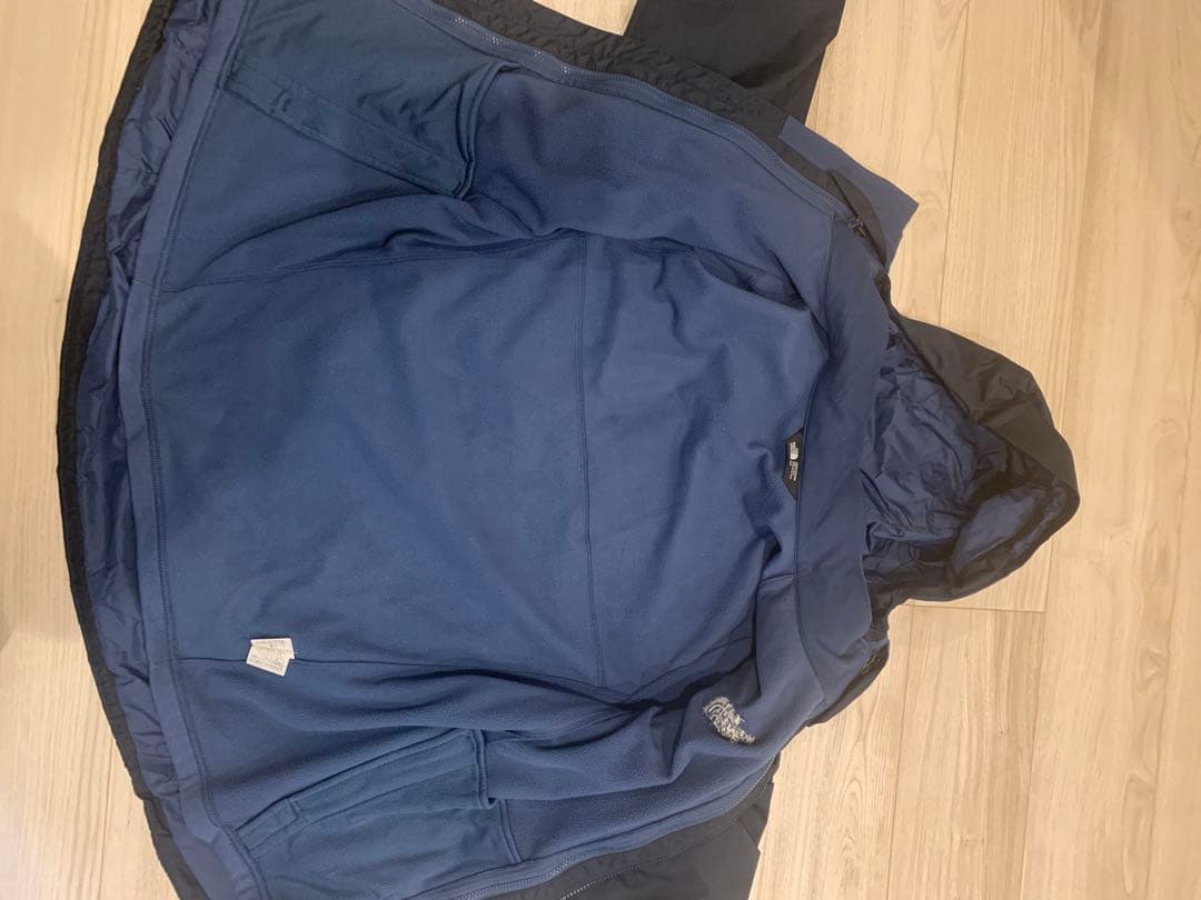 ノースフェイスネイビー マウンテンライトジャケット
