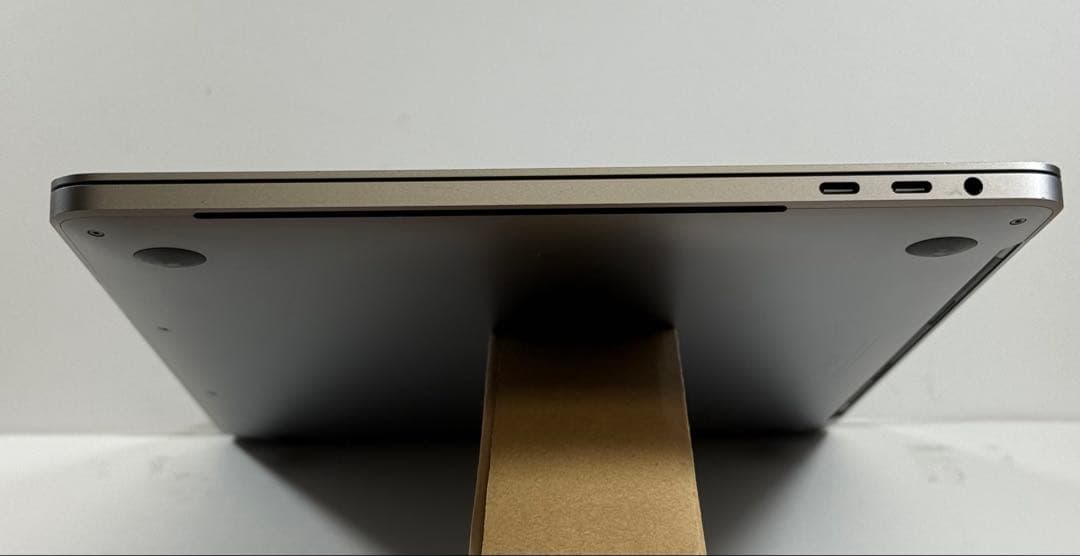 MacBook本体 Apple MacBook Pro 13 2020 i5/16GB/500GB