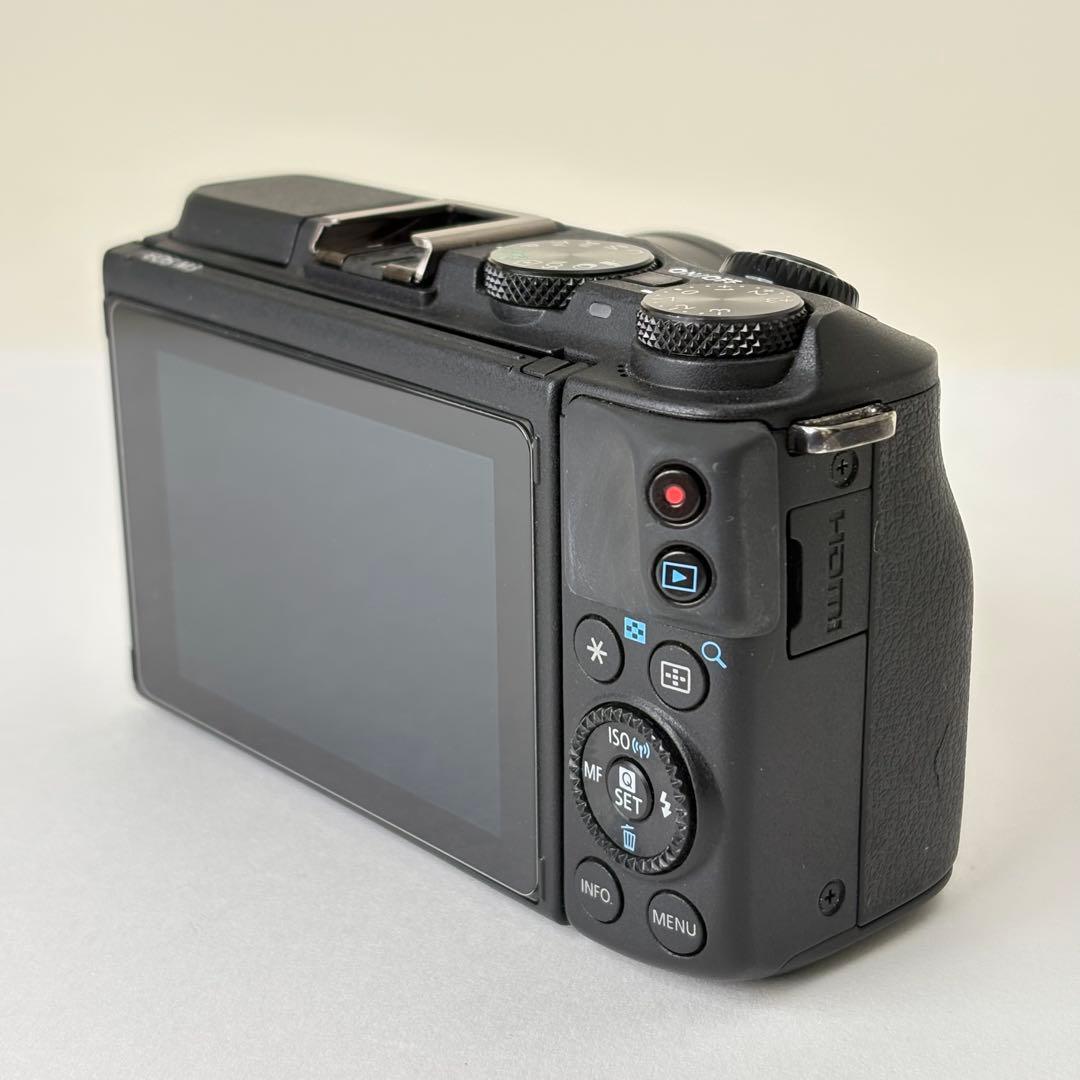 Canon EOS M3 標準、広角ダブルレンズキット Wi-Fi搭載　874