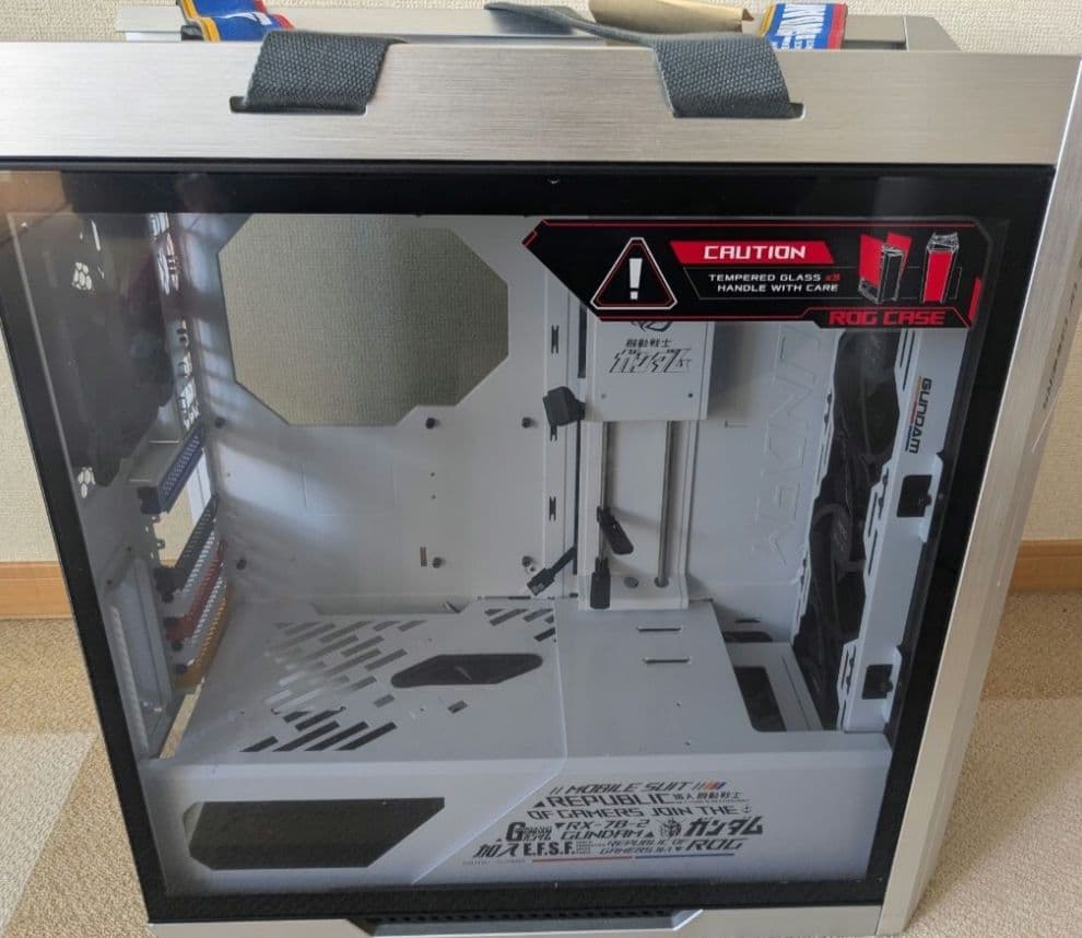 PCケース(自作PC用) ASUS ROG Strix Helios GX601 GUNDAM