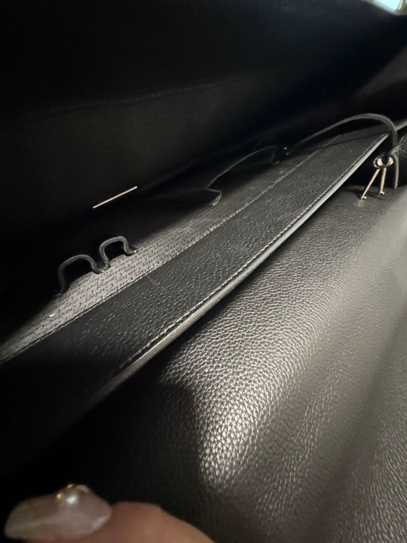 中古美品 Cartier ビジネスバッグ 黒 レザー ブリーフケース 外箱なし