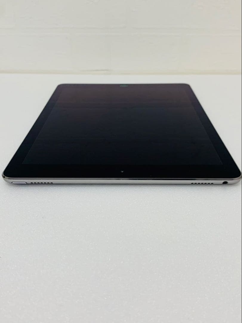 Apple iPad Pro 9.7インチ 32GB シルバー
